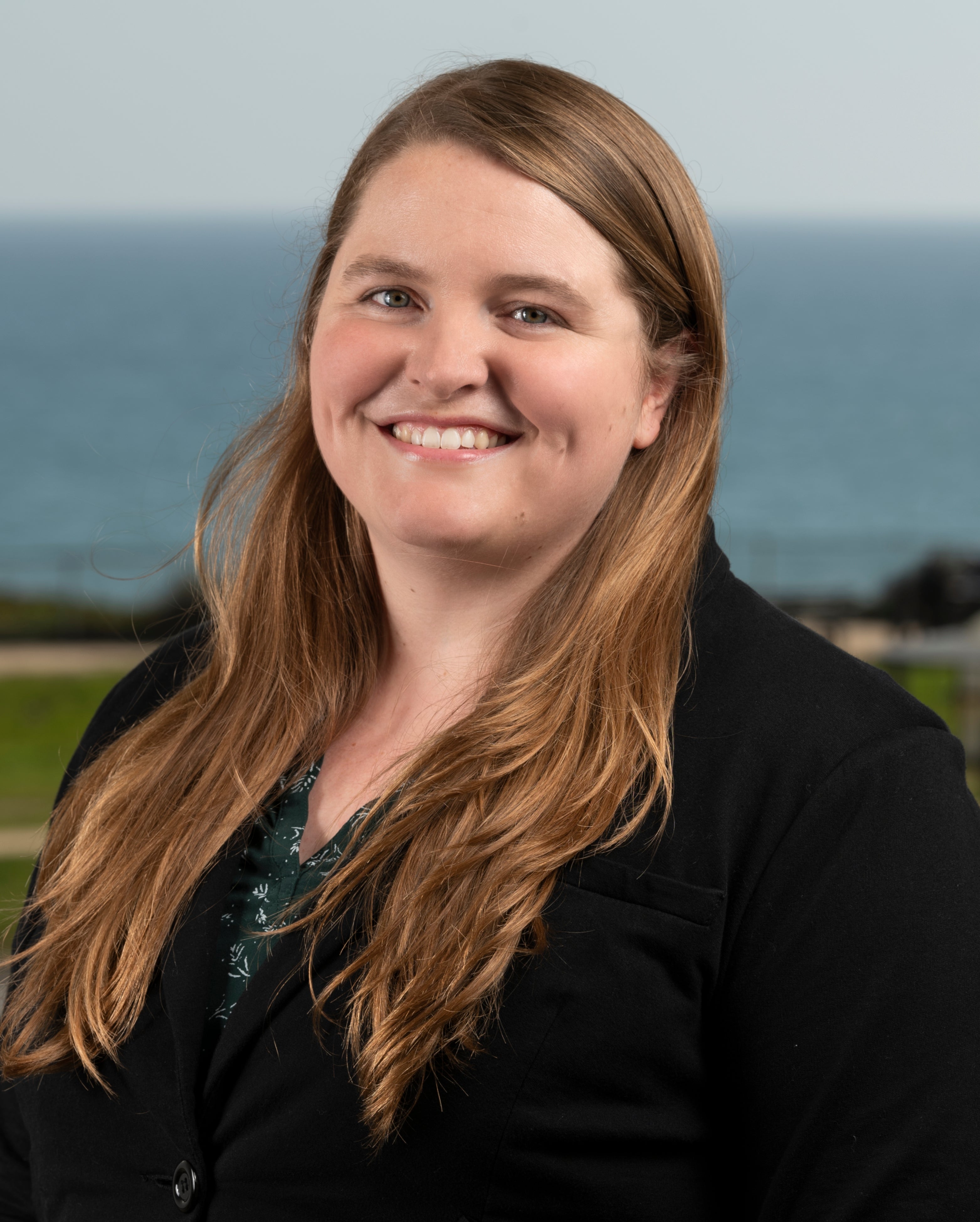 headshot of Lily Prahl