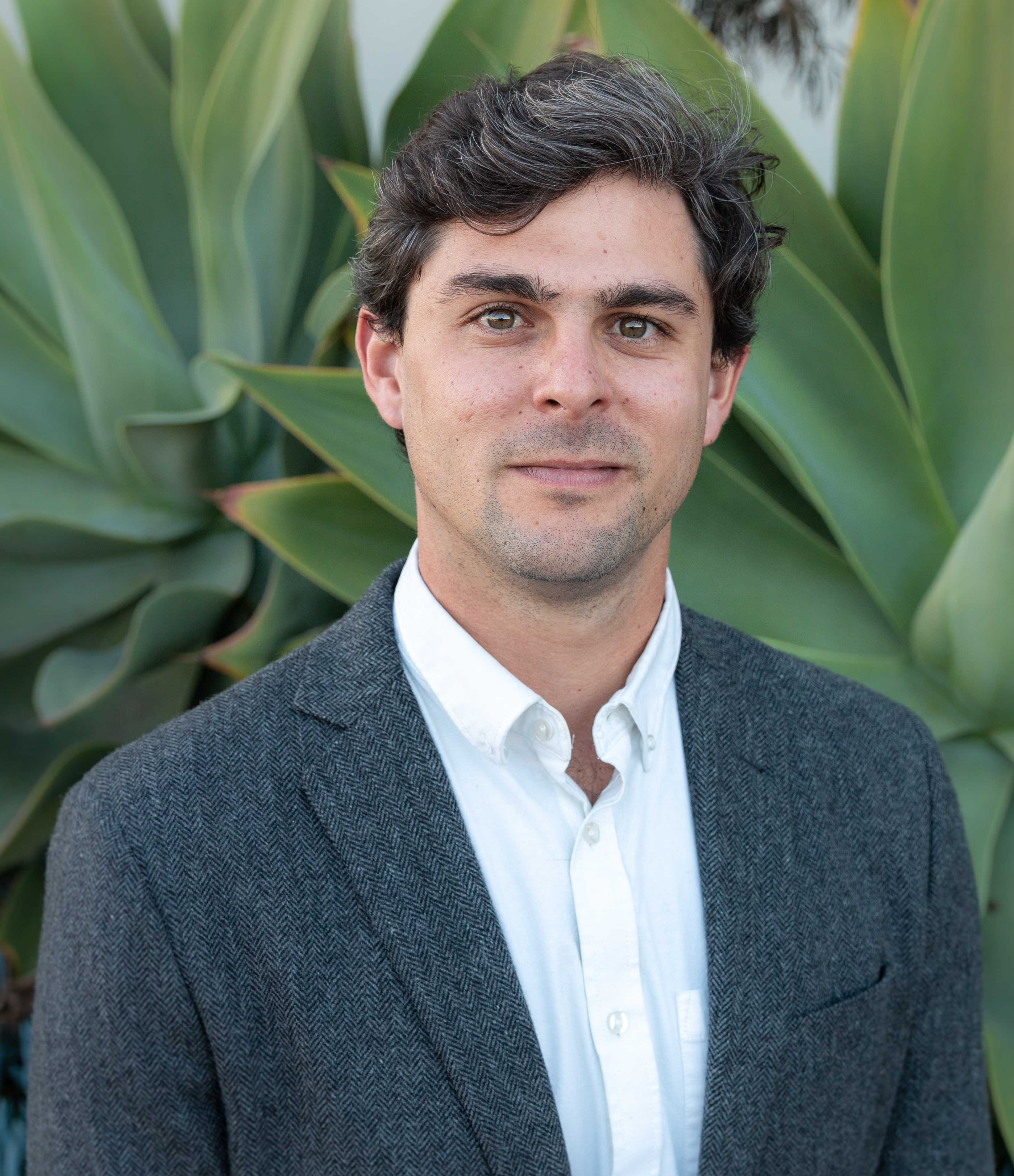 Headshot of Juan Carlos Villaseñor-Derbez