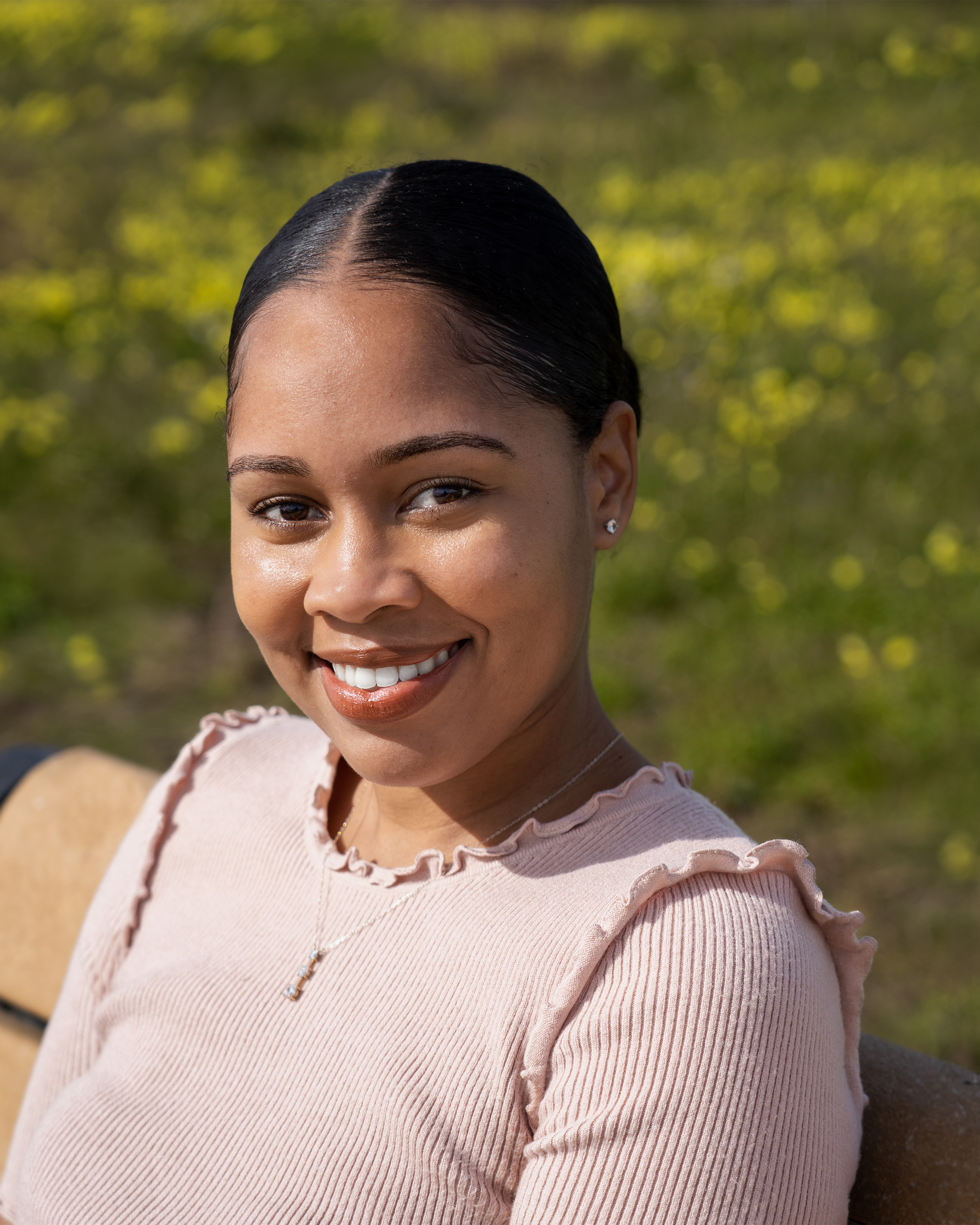 Headshot of Rachel Scarlett