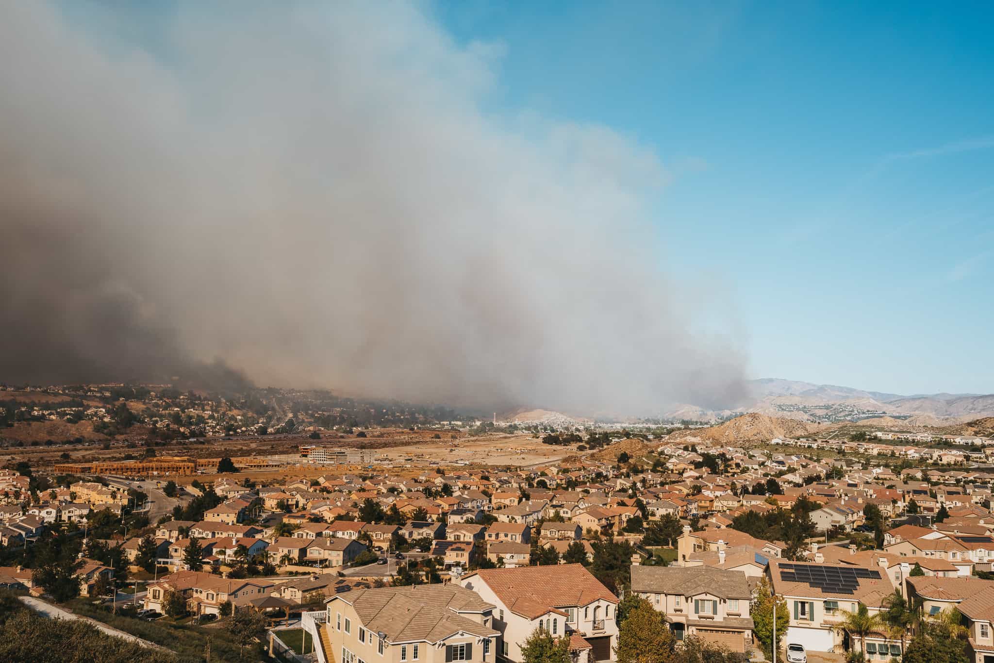 Wildfire in Valencia, Newhall, Santa Clarita area