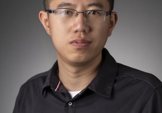 headshot of Haozhe Yang