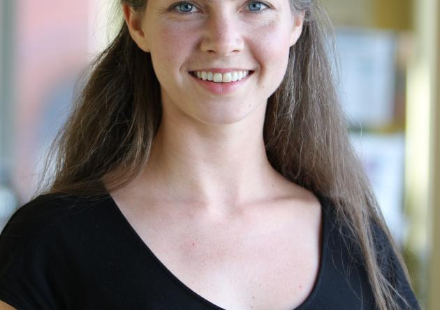 Headshot of Suzanne Ozment