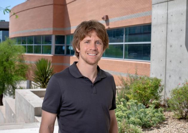 Headshot of Derek Lemoine