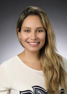 headshot of Gabriela Alberola 