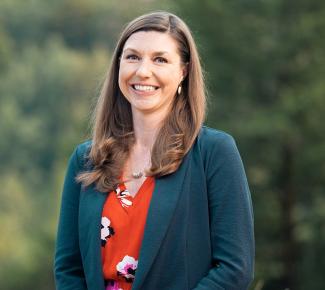 Headshot of Heather Hochrein