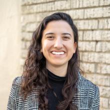 Headshot of Lia Cohen
