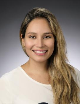 headshot of Gabriela Alberola 