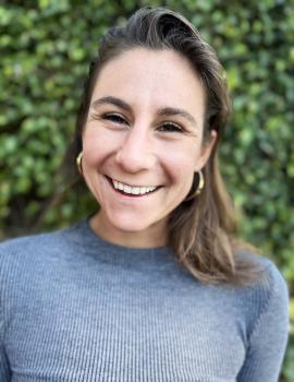 Anastasia Quintana is a professional researcher at UCSB studying the human dimensions of small-scale fisheries management and coastal conservation in Latin America and worldwide.